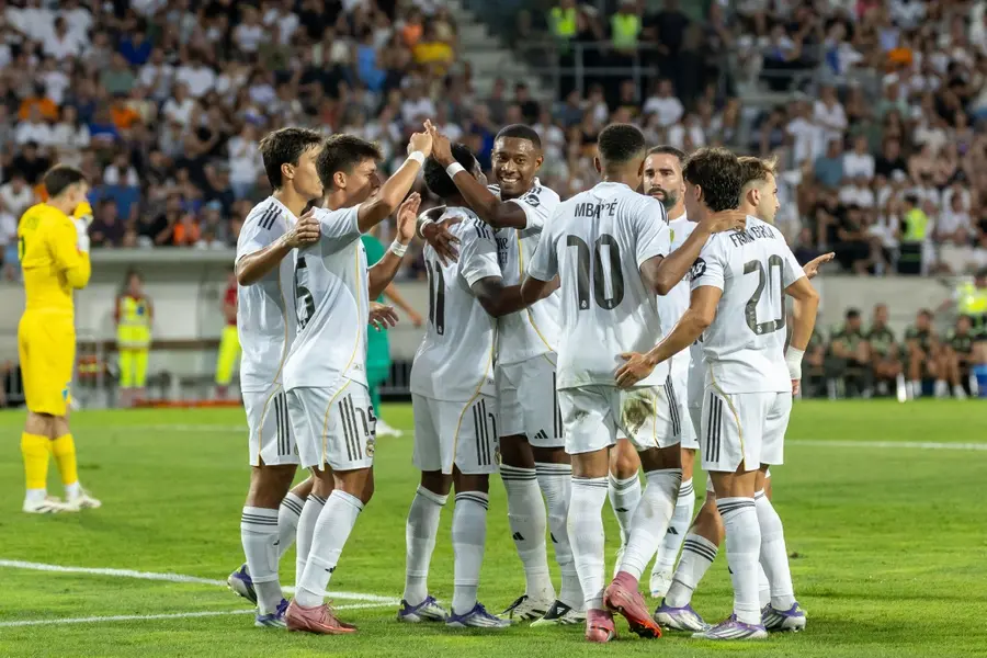 قبل انطلاق الموسم.. إصابة أو أزمة تهدد نجم ريال مدريد وتربك حسابات ألونسو