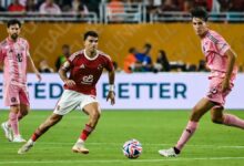 رد ناري من والد زيزو: "مش هنسيب حقنا" بعد هجوم جماهير الزمالك على ابنه وزوجته