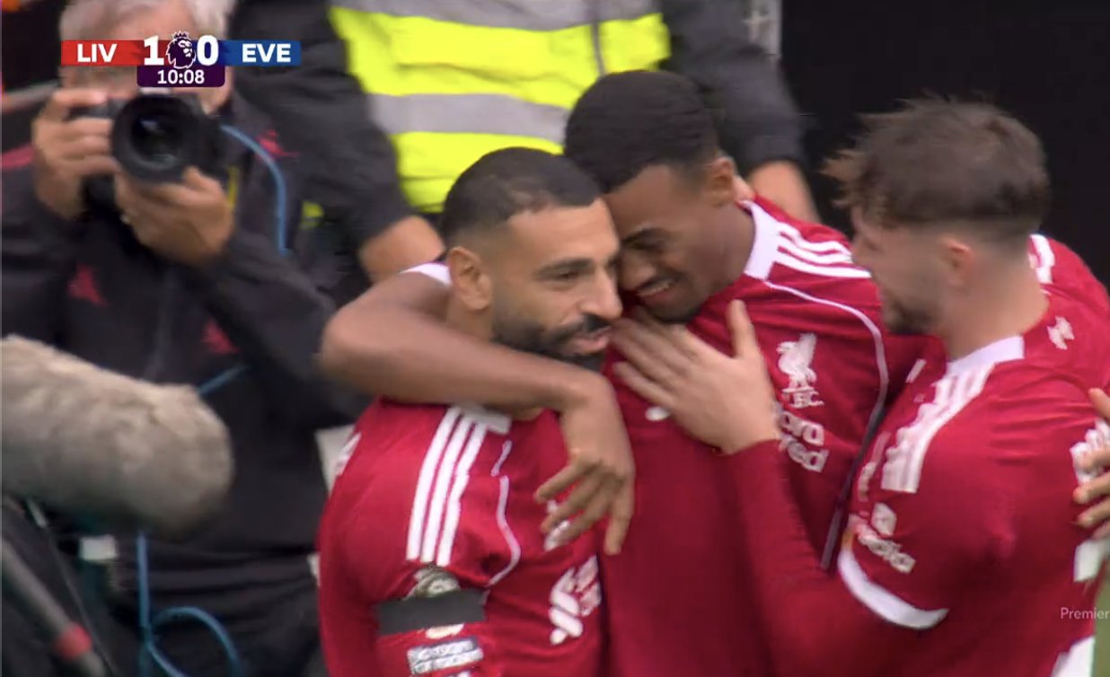 أهداف مباراة ليفربول وإيفرتون اليوم فى الدوري الإنجليزي