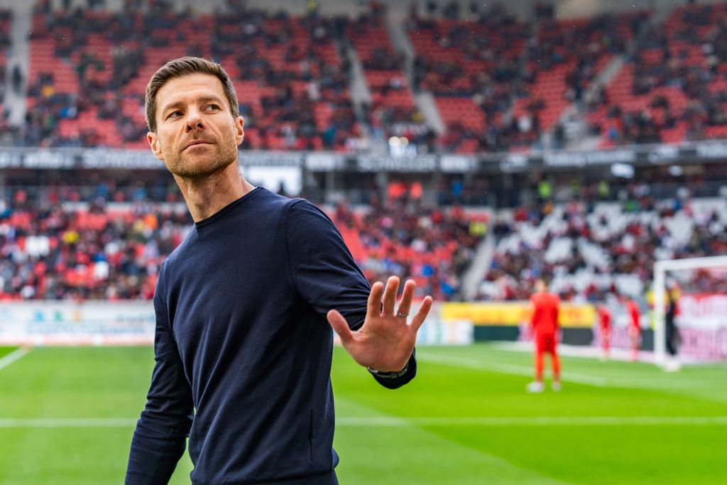 صفقة مستقبلية؟.. تشابي ألونسو يرشح نجمًا هولنديًا لريال مدريد