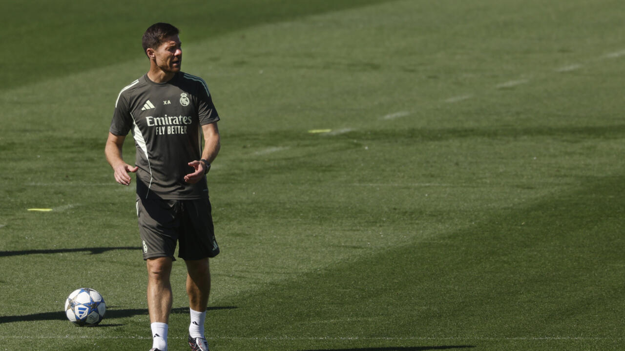 ألونسو يقرر إراحة نجم ريال مدريد بعد أدائه المخيب أمام سوسيداد