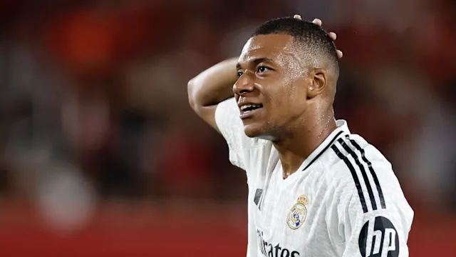 الميركاتو يشتعل.. ريال مدريد يرفض خطوة التعاقد مع زميل مبابي