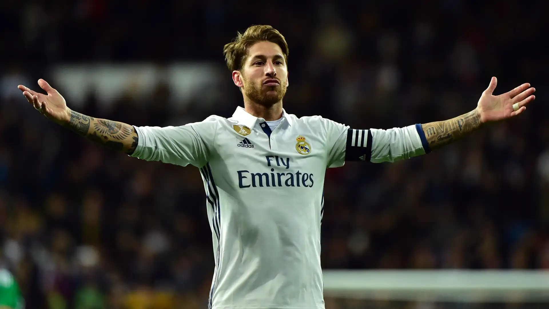 صفقة العمر.. ريال مدريد يضم مدافعًا يتفوق على راموس دون أن يدفع يورو واحد