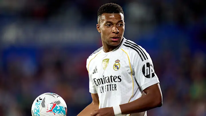 مبابي غير راضٍ عن اختيارات المدرب.. خلاف جديد داخل ريال مدريد يهدد الاستقرار