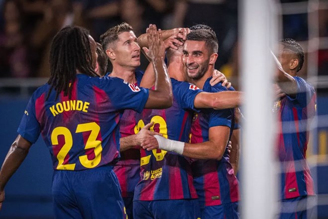 أزمة جديدة في برشلونة.. عرض 75 مليون يورو قد يُفكك ثنائي يامال المفضل