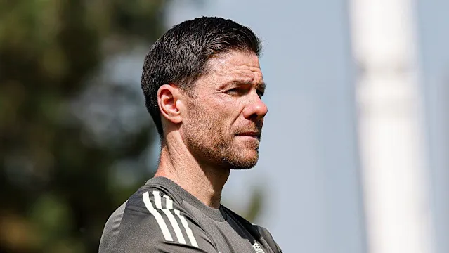 لاعب غير متوقع يخطف قلب تشابي ألونسو في ريال مدريد هذا الموسم