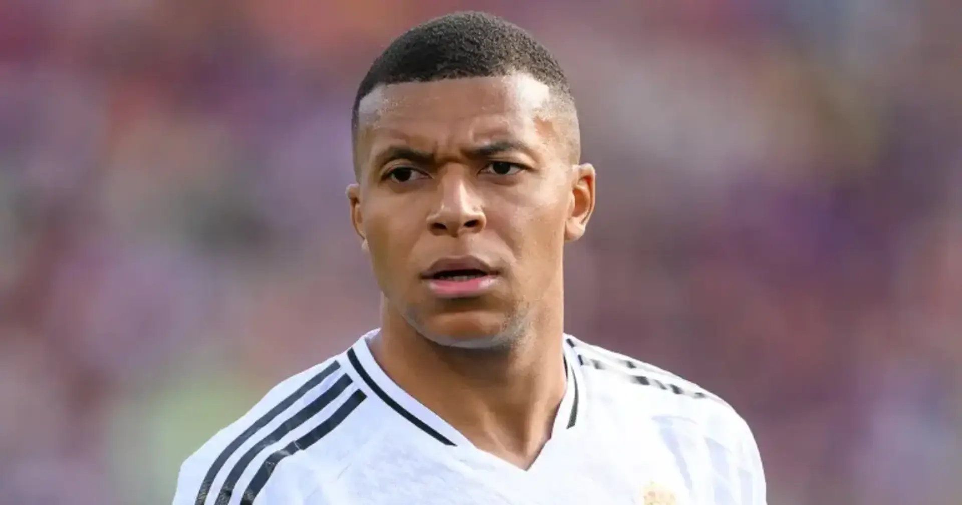 كواليس خطيرة داخل مدريد.. مبابي يتسبب في انقسام بين اللاعبين