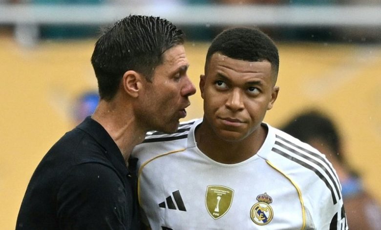 مفاجأة من تشابي ألونسو: هذا هو شريك مبابي القادم في هجوم ريال مدريد