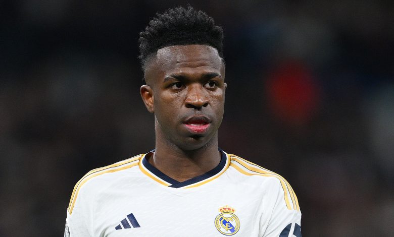 نار جديدة على فينيسيوس.. نجم أتلتيكو مدريد السابق يهاجمه بسبب تصريحه المثير: "ده مش مقبول خالص"