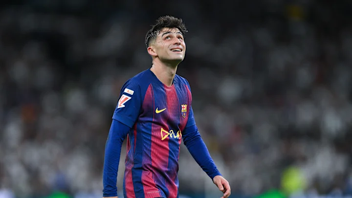 توتر داخل برشلونة.. بيدري يوجه طلب صعب لأحد زملائه في الفريق