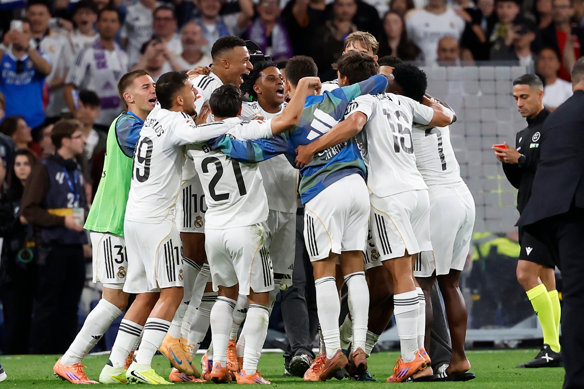 ريال مدريد: تشابي ألونسو يمنح فرصة ثانية للاعب مُهمَل بمركز جديد
