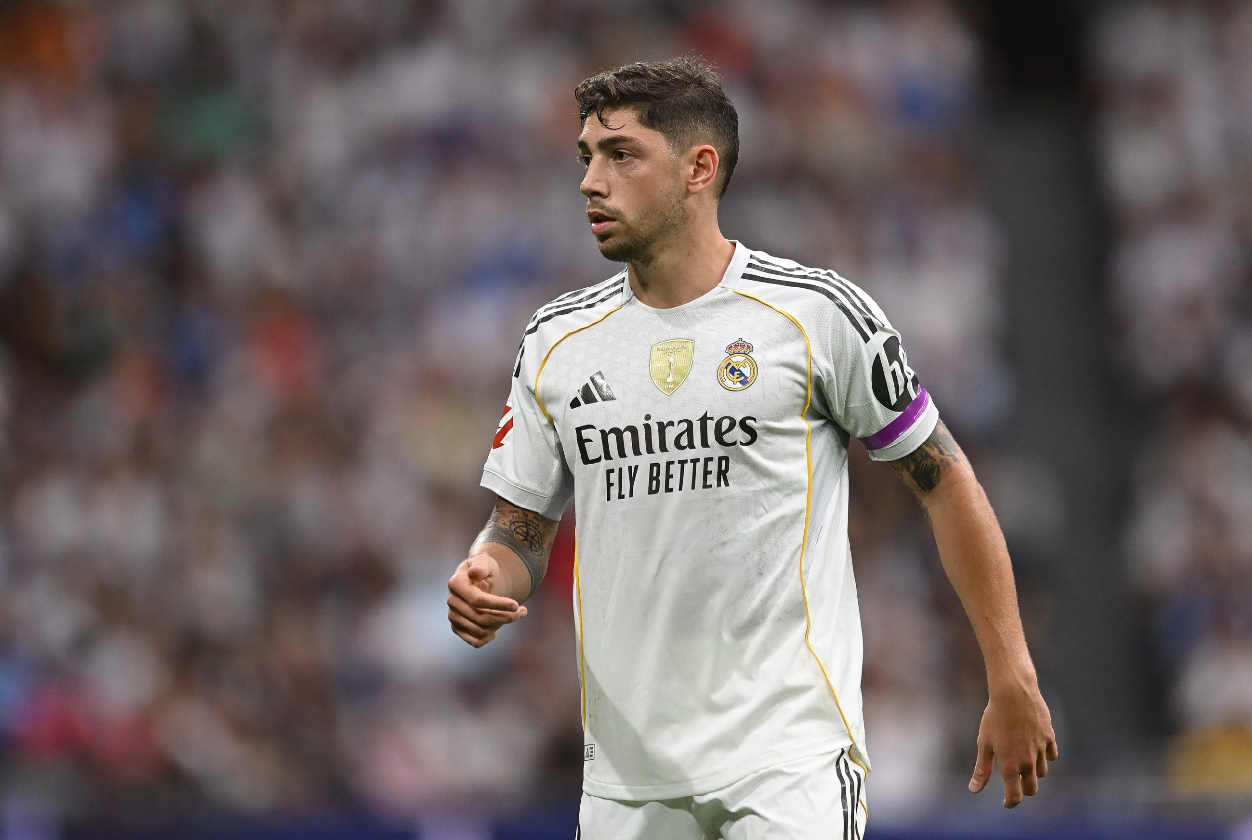 مدريد على صفيح ساخن.. فالفيردي يكشف لألونسو نية نجم مهم في الرحيل