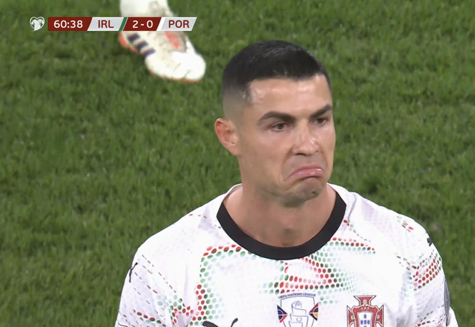 صدمة في دبلن: رونالدو يُطرد لأول مرة مع البرتغال وأيرلندا تفوز 2-0