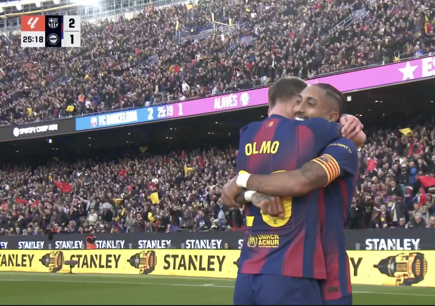 أهداف مباراة برشلونة وألافيس اليوم فى الدوري الاسباني