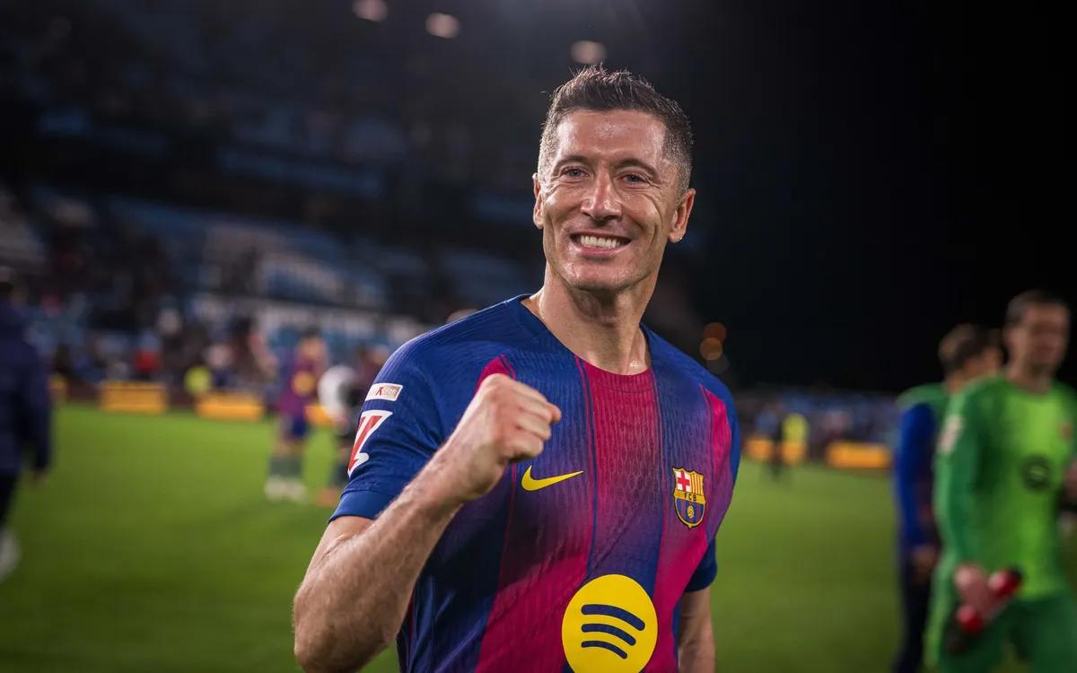 برشلونة على أبواب تغيير كبير.. لابورتا يضع أول أهدافه في سوق الانتقالات