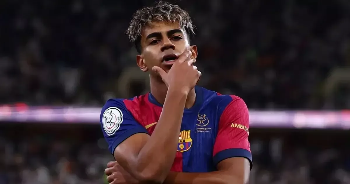 قرار غريب: لاعب بلا أداء مقنع أساسي فقط لأنه صديق لامين يامال