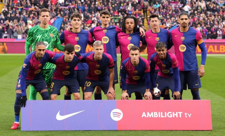 برشلونة في ورطة: فليك يحدد 5 لاعبين على القائمة السوداء