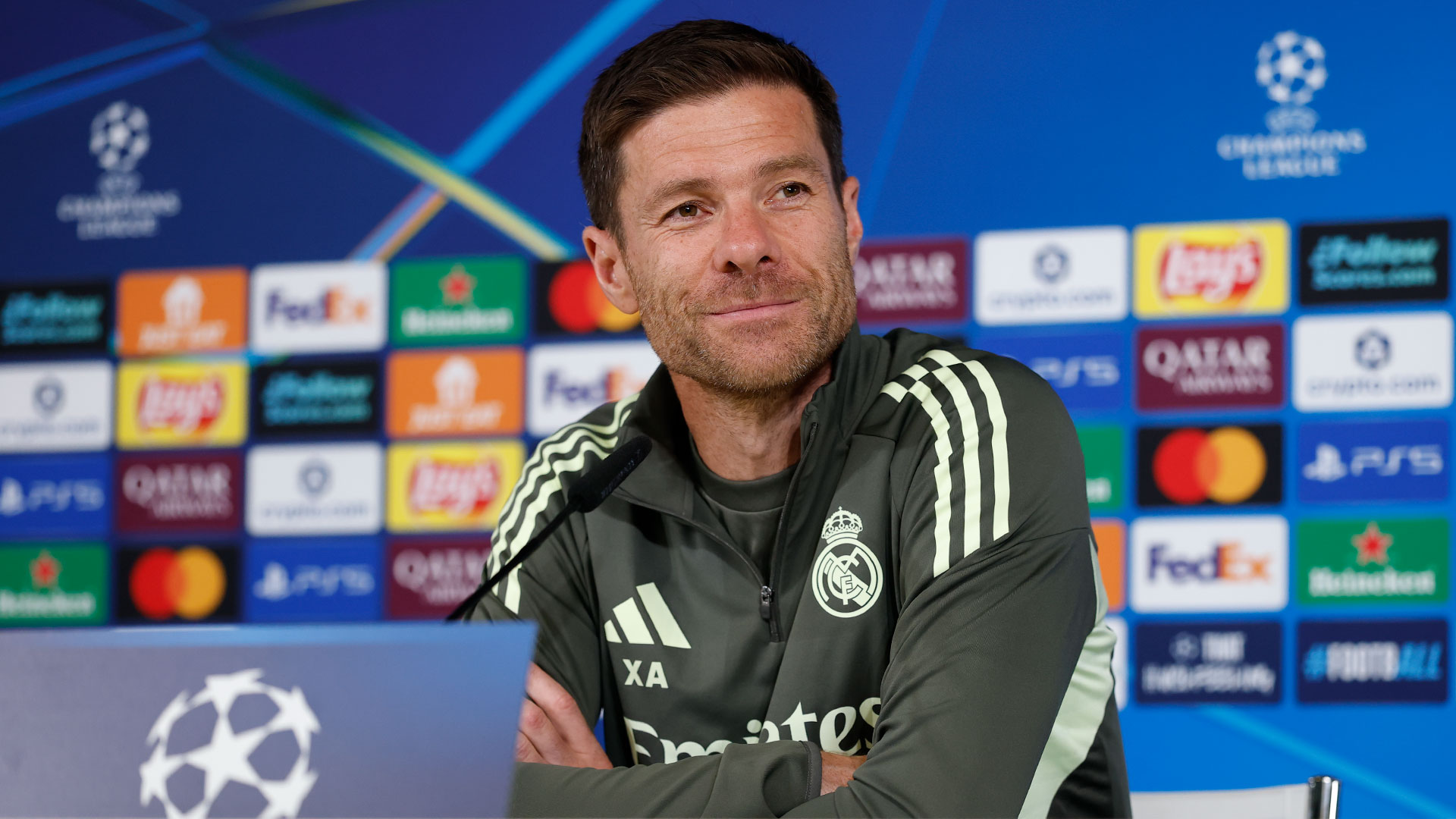 خطوة غير متوقعة من ألونسو تنقذ مستقبل نجم ريال مدريد