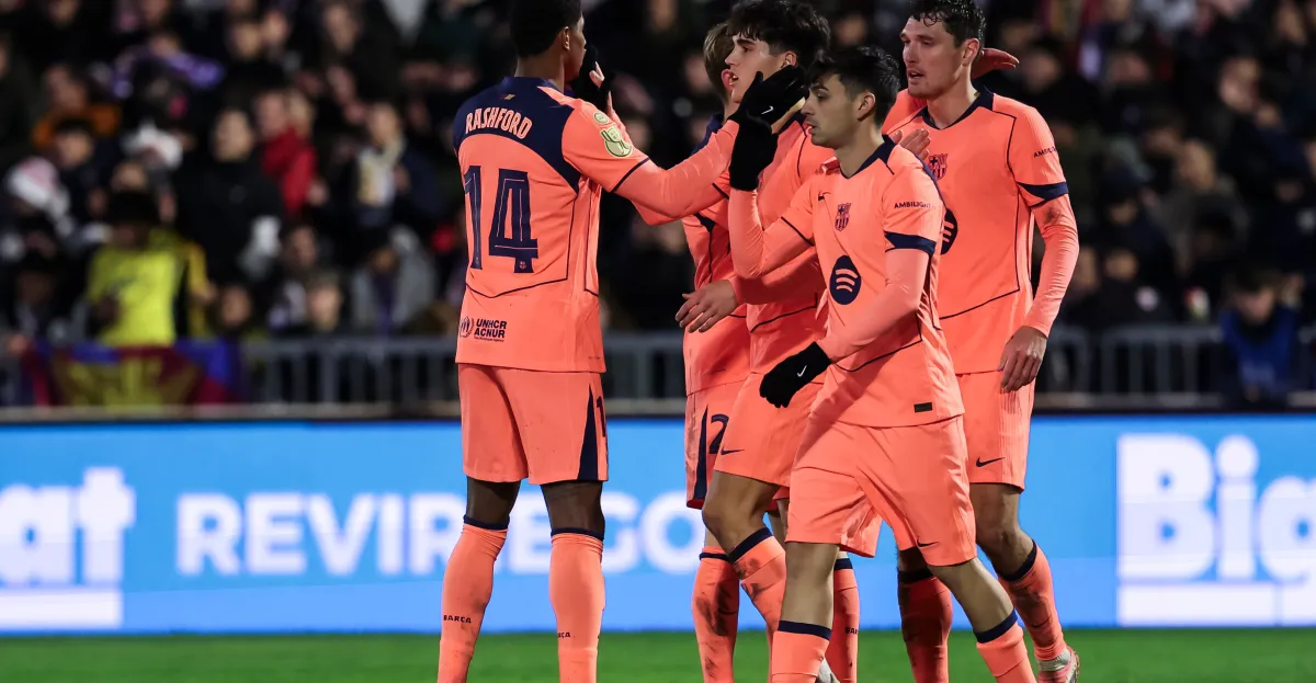برشلونة يتخطى الدور في كأس الملك.. والغضب يشتعل فجأة بين المدربين