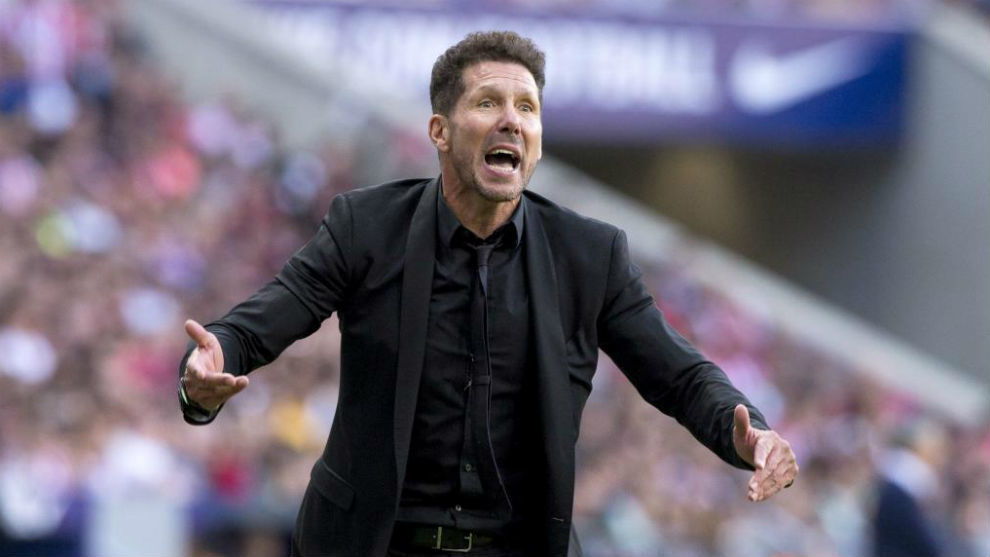 أتلتيكو مدريد يدخل في مفاوضات لضم نجم من برشلونة