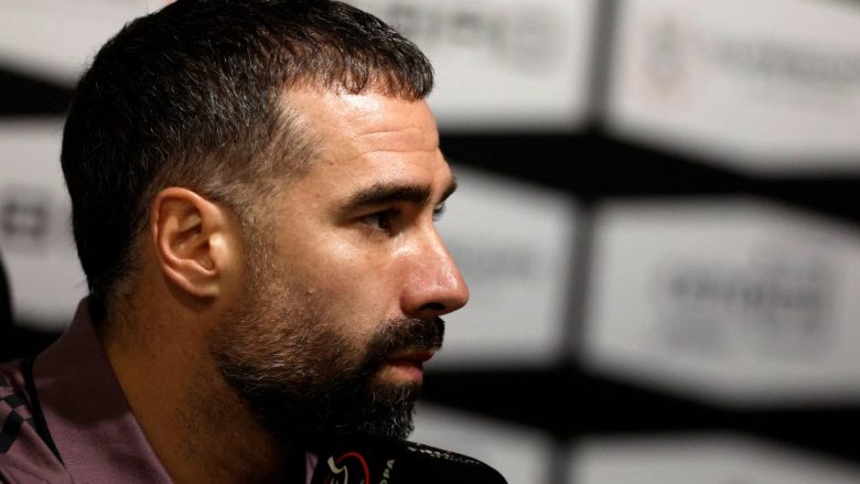 كارفاخال يتحرك ويطالب بخروج نجم من ريال مدريد