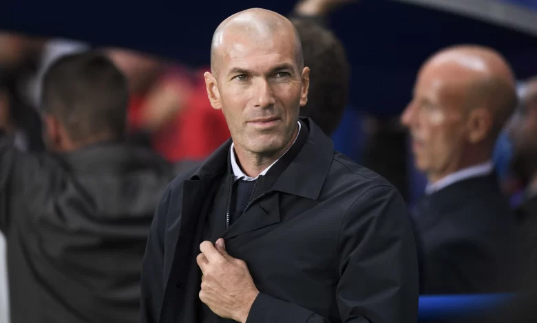 قبل ما يرجع.. زيدان يطلب بيع نجم ريال مدريد وجلب ثنائي قوي