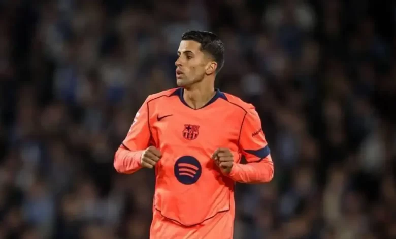 أزمة جديدة في برشلونة.. كانسيلو وصراع صامت مع زملائه بعد وصول فليك