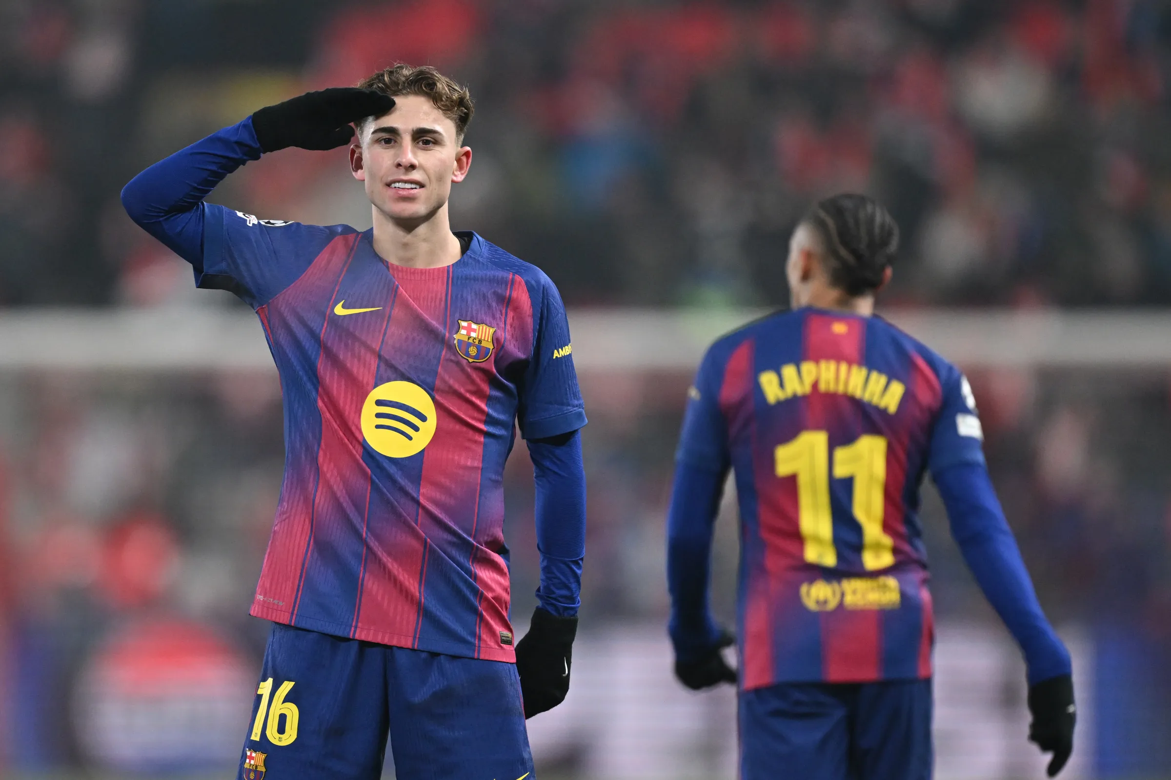 كامب نو على صفيح ساخن.. برشلونة يفاجئ الجميع بفيرمين لوبيز