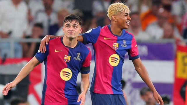 اللاعب الوحيد اللي بيقود برشلونة الآن.. والعرض الكبير يضع مستقبله على المحك