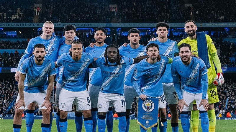 لاعب مانشستر سيتي بيطلب من غوارديولا فرصة للانتقال لبرشلونة