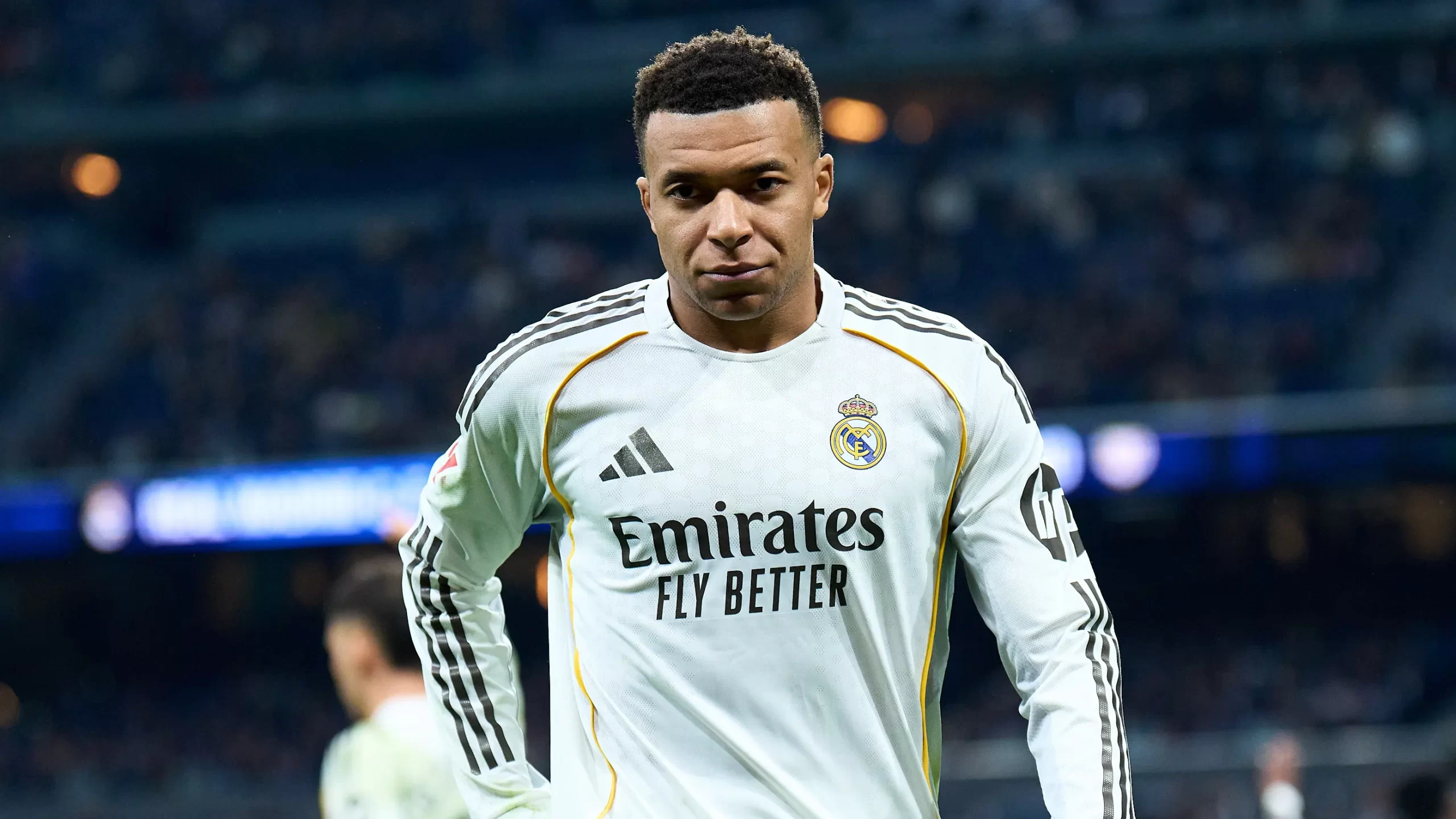 مبابي يفتح النار داخل ريال مدريد ويطالب بتدخل عاجل