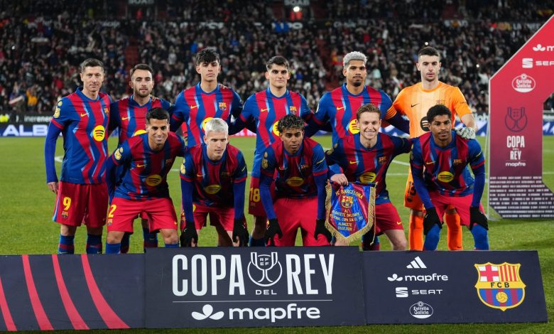 فليك يحسم أولى صفقات برشلونة مبكرًا قبل 2026