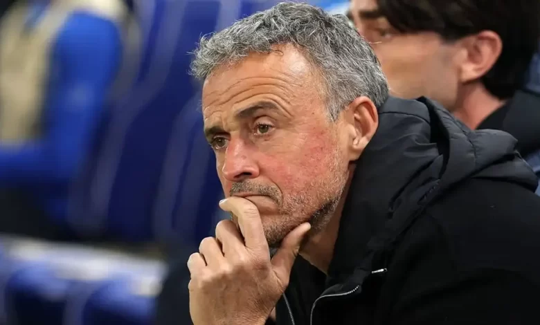 صدمة في برشلونة.. باريس سان جيرمان يستهدف ثنائي الدفاع بعرض 150 مليون
