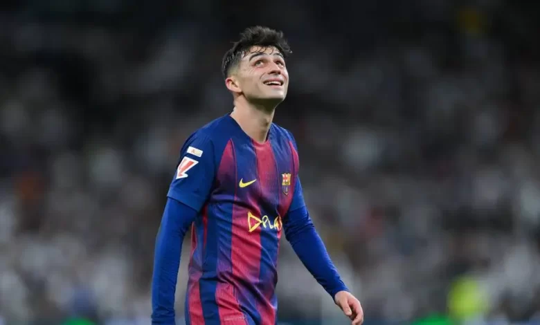 بيدري يدافع عن نجم برشلونة ويطلب من فليك تثبيته في التشكيلة الأساسية