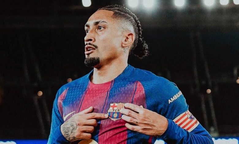 نجم برشلونة رافينيا يغلي غضبًا بعد نصف نهائي الكأس ويطالب فليك برد قوي