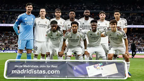 صدمة في ريال مدريد.. نجم الفريق يفتح باب الرحيل ويشعل المنافسة