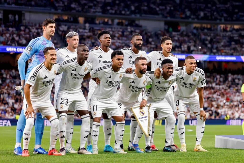 رسميًا بنسبة كبيرة.. فابريزيو رومانو يكشف رحيل لاعب مهم من ريال مدريد