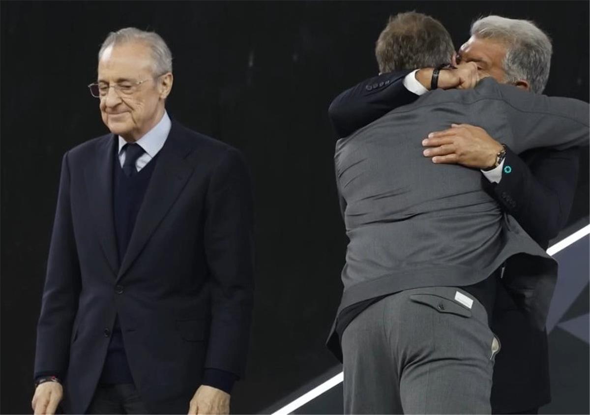 ريال مدريد يوجه صدمة لفليك.. بيريز يقترب من ضم النجم الذي كان على رادار برشلونة